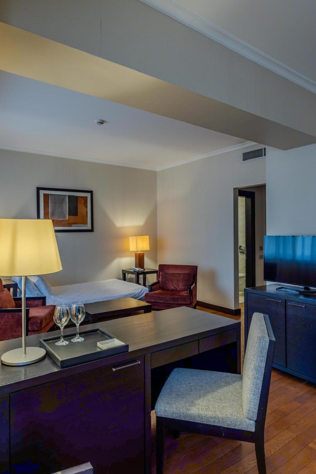 Hotel Rivo 蒂米什瓦拉 外观 照片