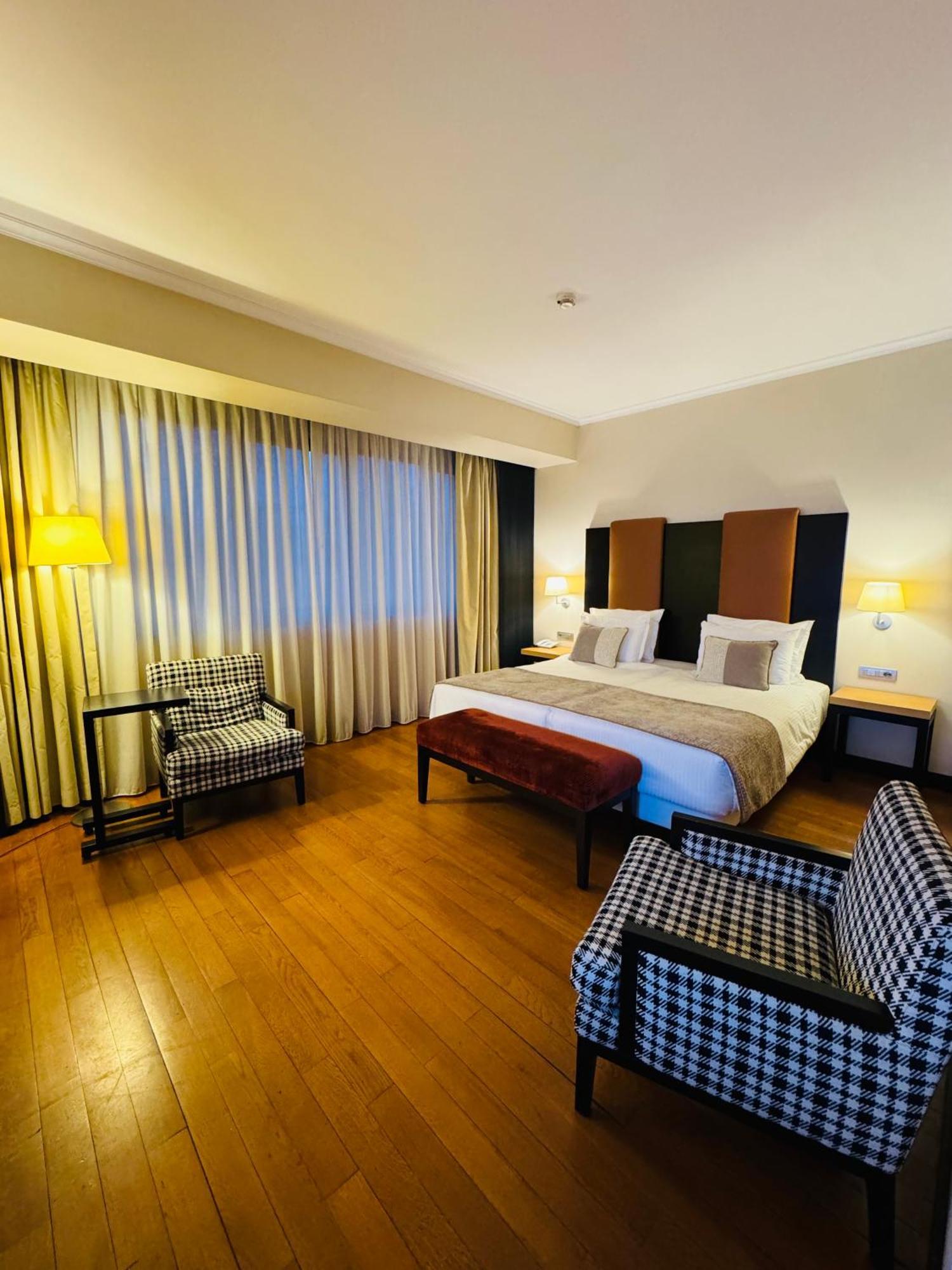 Hotel Rivo 蒂米什瓦拉 外观 照片