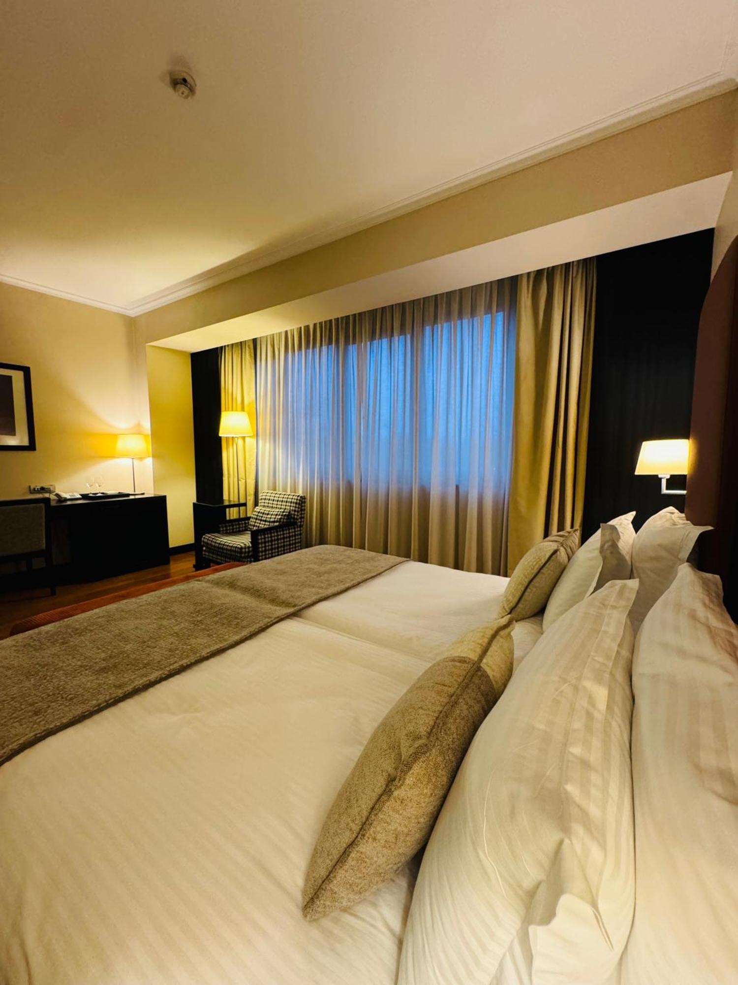 Hotel Rivo 蒂米什瓦拉 外观 照片